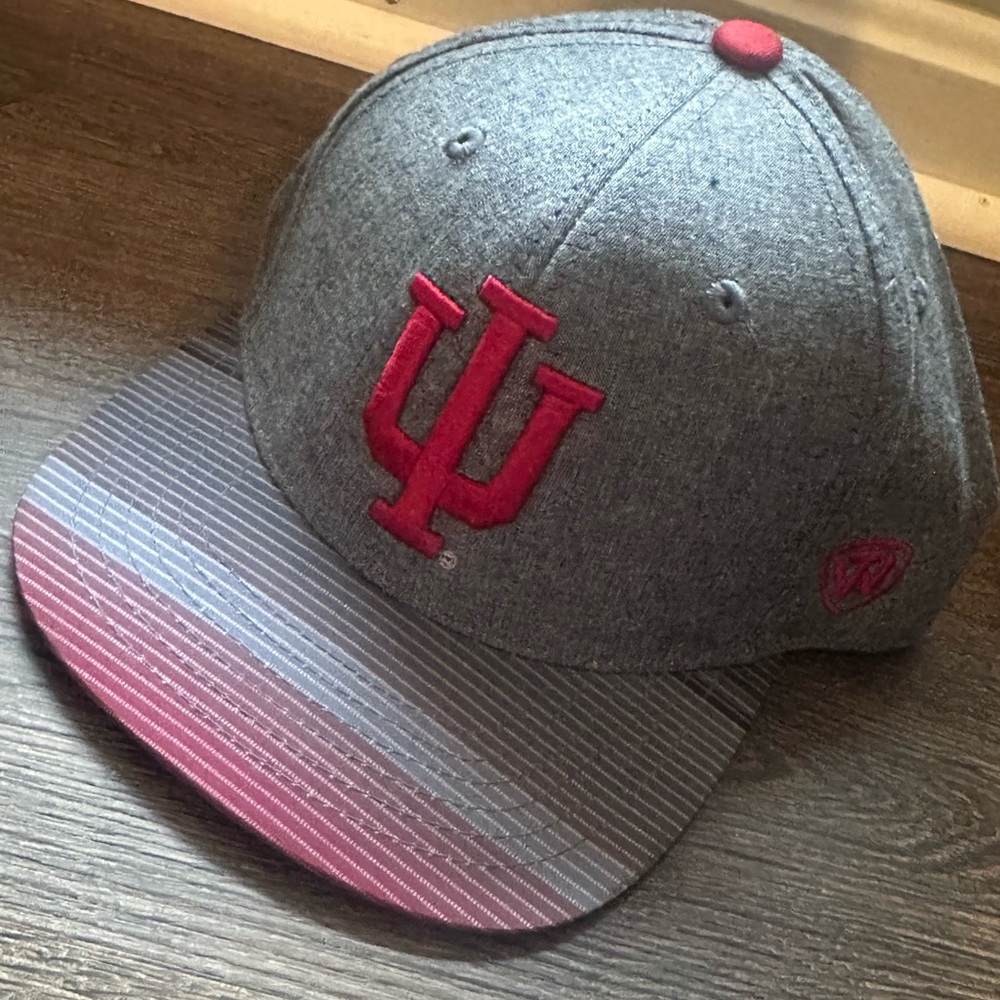Men’s Indiana Hoosiers SnapBack Hat
